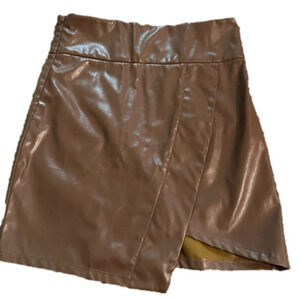 NWT Shein faux leather brown skirt size 4 or small